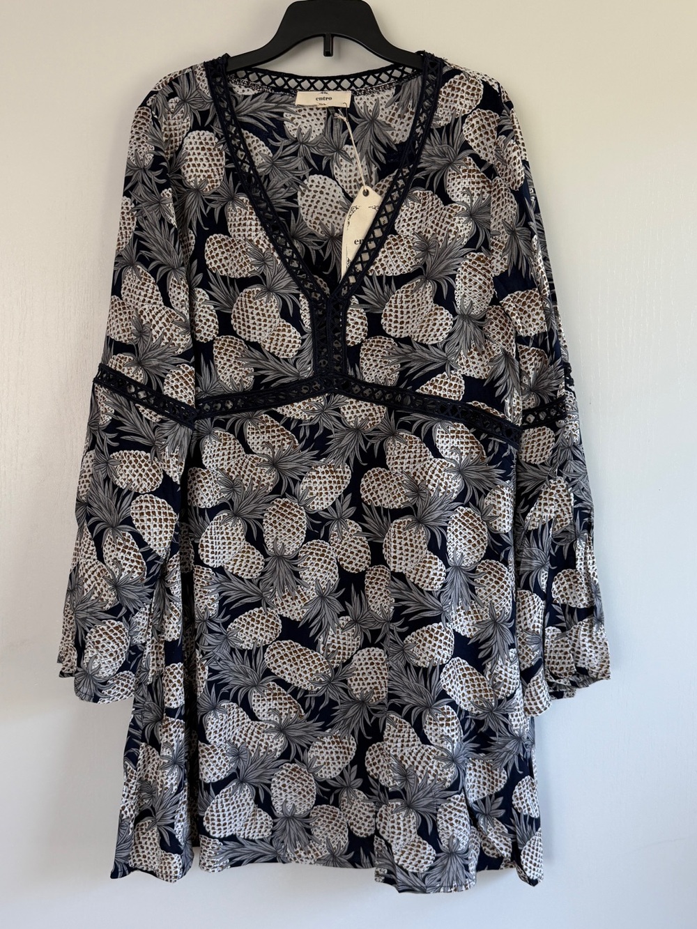 entro Navy and Cream Pineapple-Print Long Flare Sleeve Dress